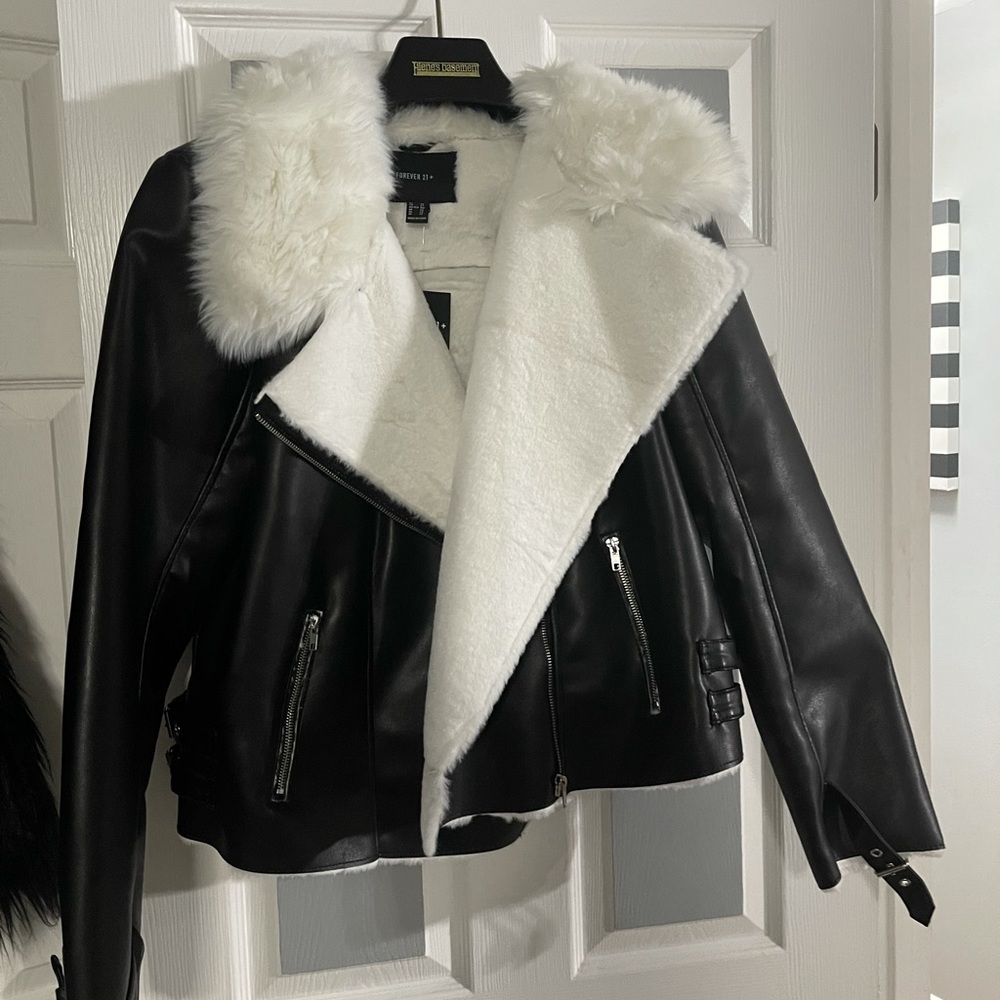 Bomber style PLEATHER jacket